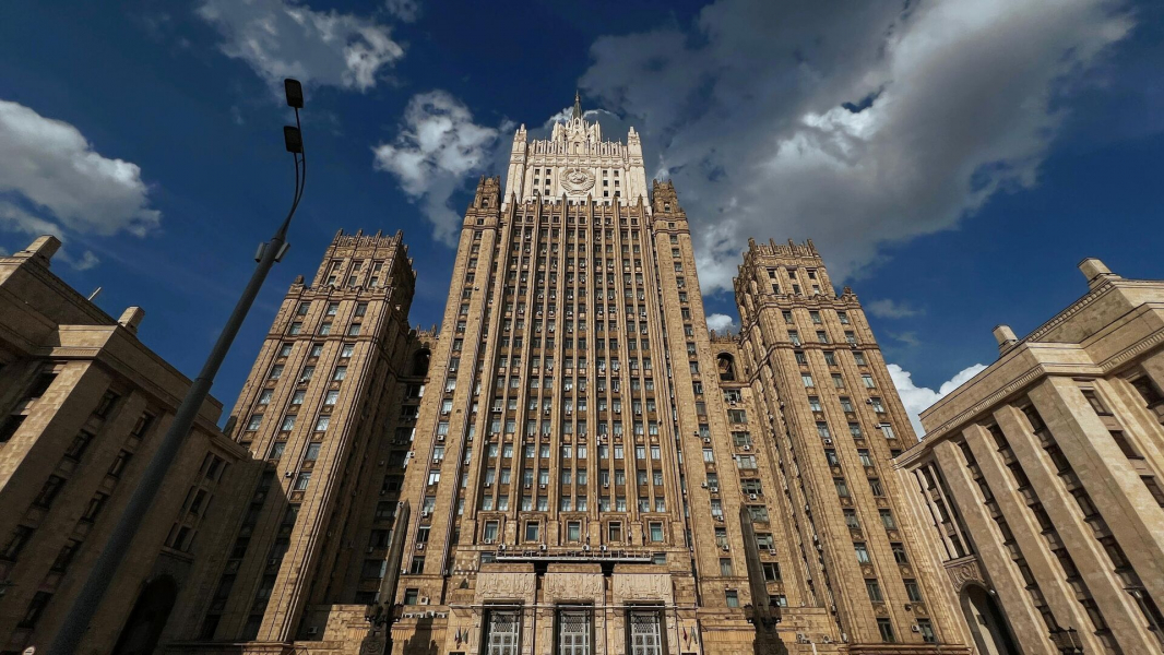 Рябков: РФ ответит комплексно на размещение США в Японии ракет средней дальности