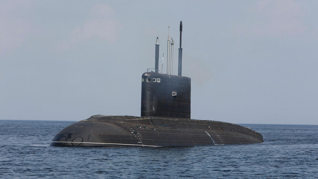 Подлодка «Магадан» вернулась во Владивосток после выполнения задач боевой службы
