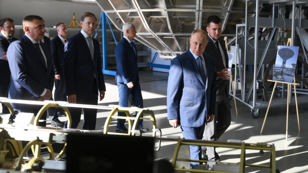 Путин: Россия в условиях СВО кратно нарастила выпуск востребованных вооружений
